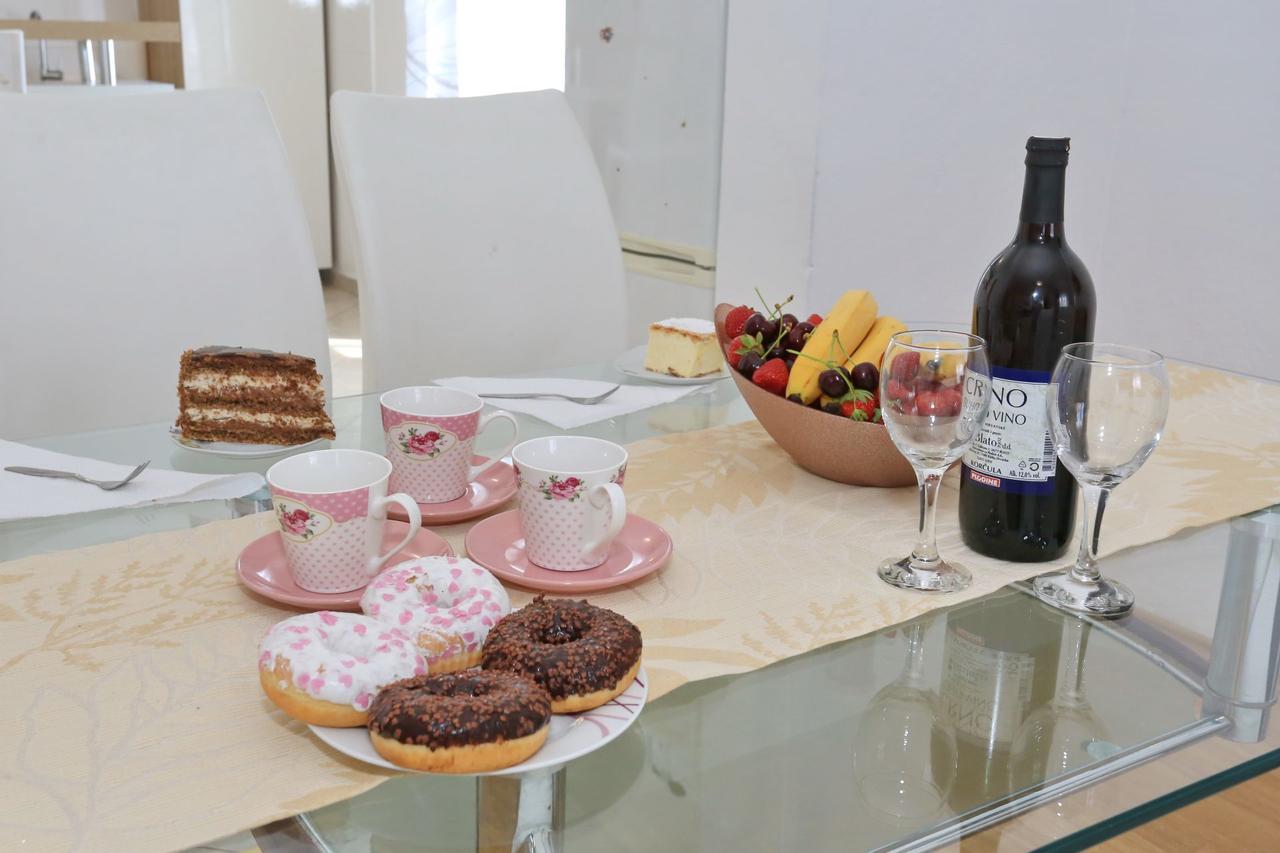 Marinovic Apartment *