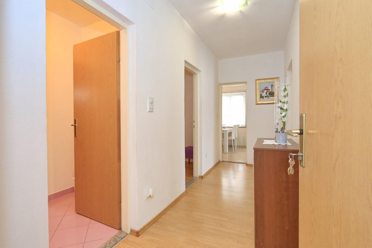 Marinovic Apartment